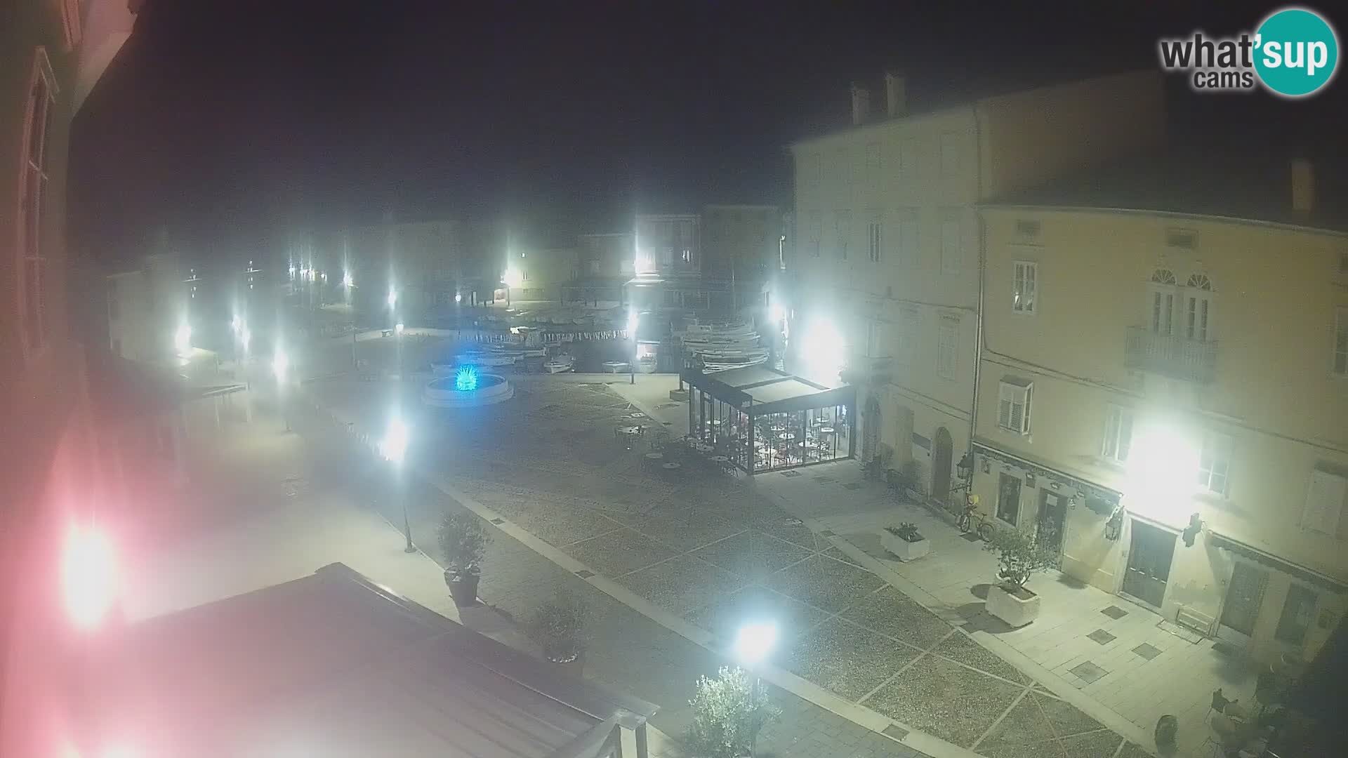 LIVE cam Cres Stadt – Hauptplatz und “mandrač” – Cres Insel – Kroatien