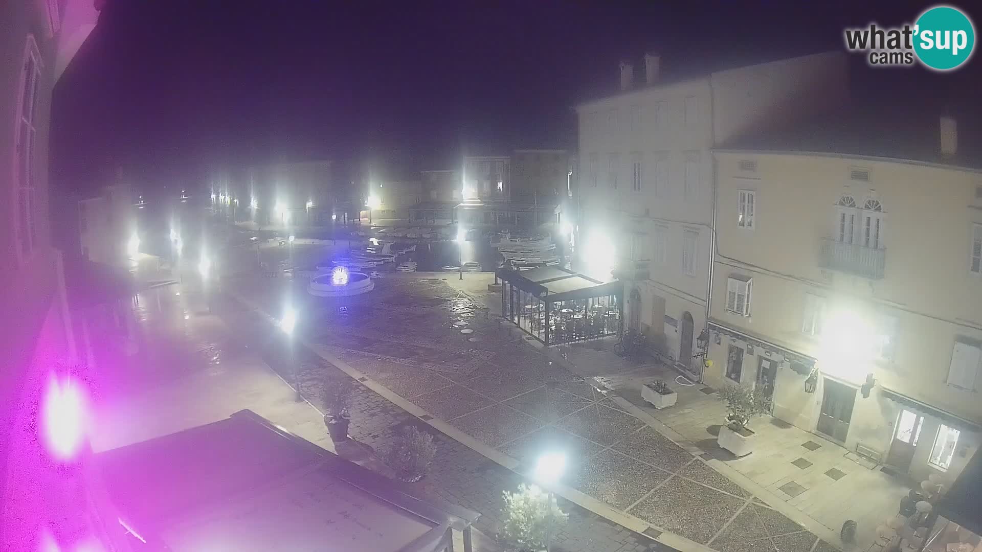 LIVE cam Cres city – main square and “mandrač” – Cres island – Croatia