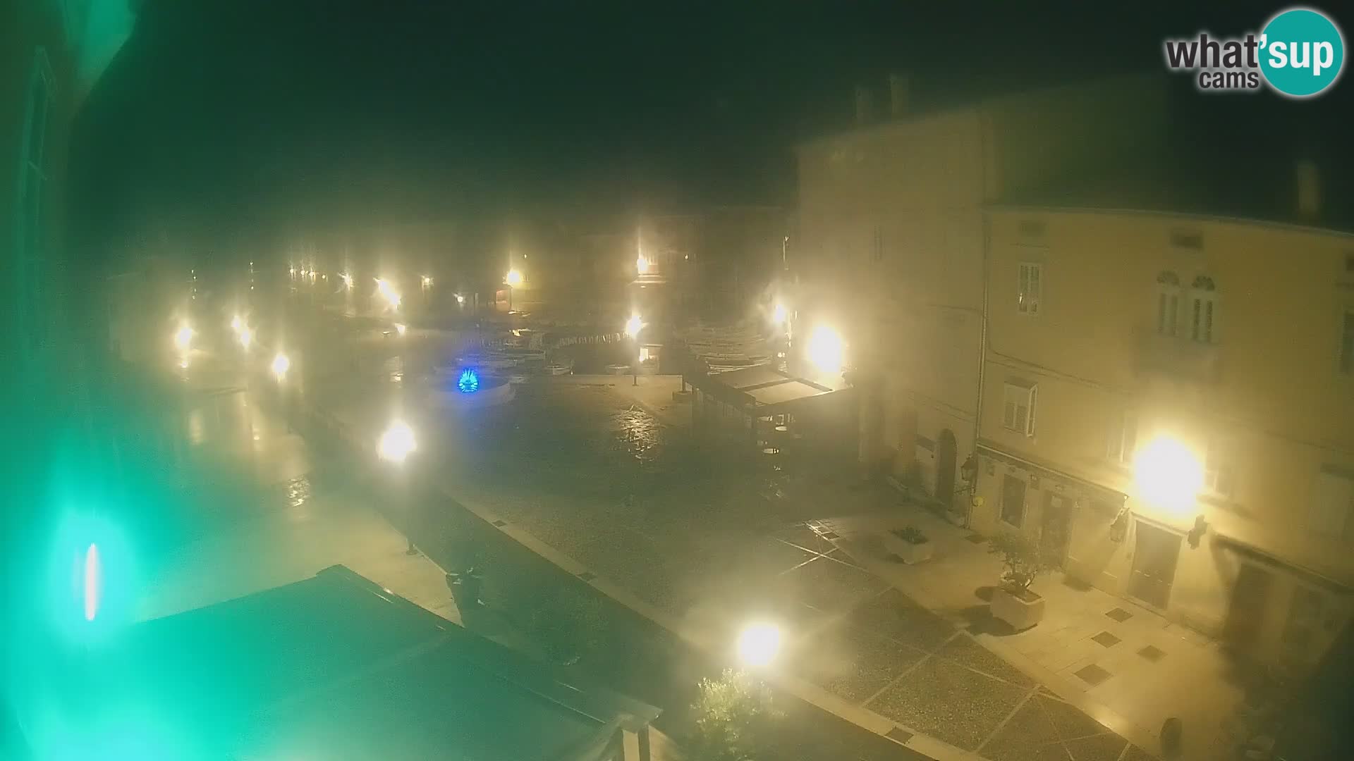 LIVE cam Cres Stadt – Hauptplatz und “mandrač” – Cres Insel – Kroatien