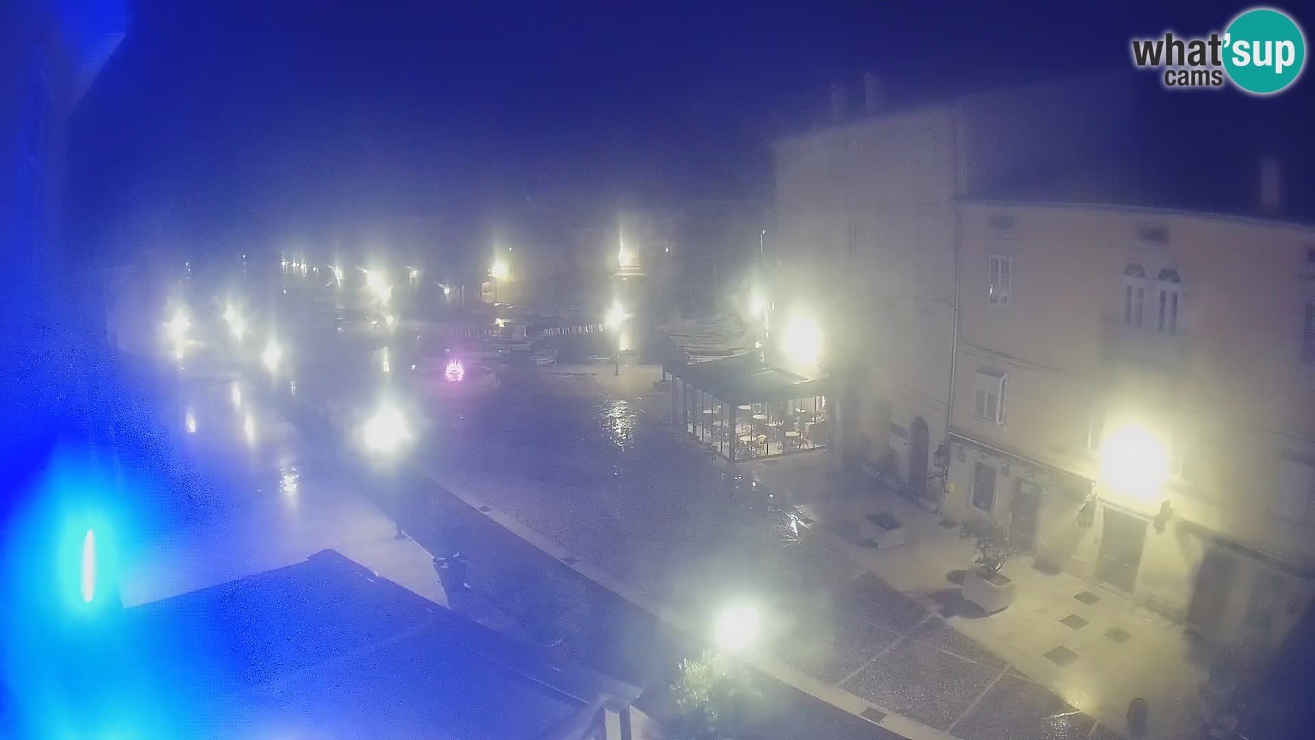 LIVE cam Cres city – place principale et “mandrač” – île de Cres – Croatie