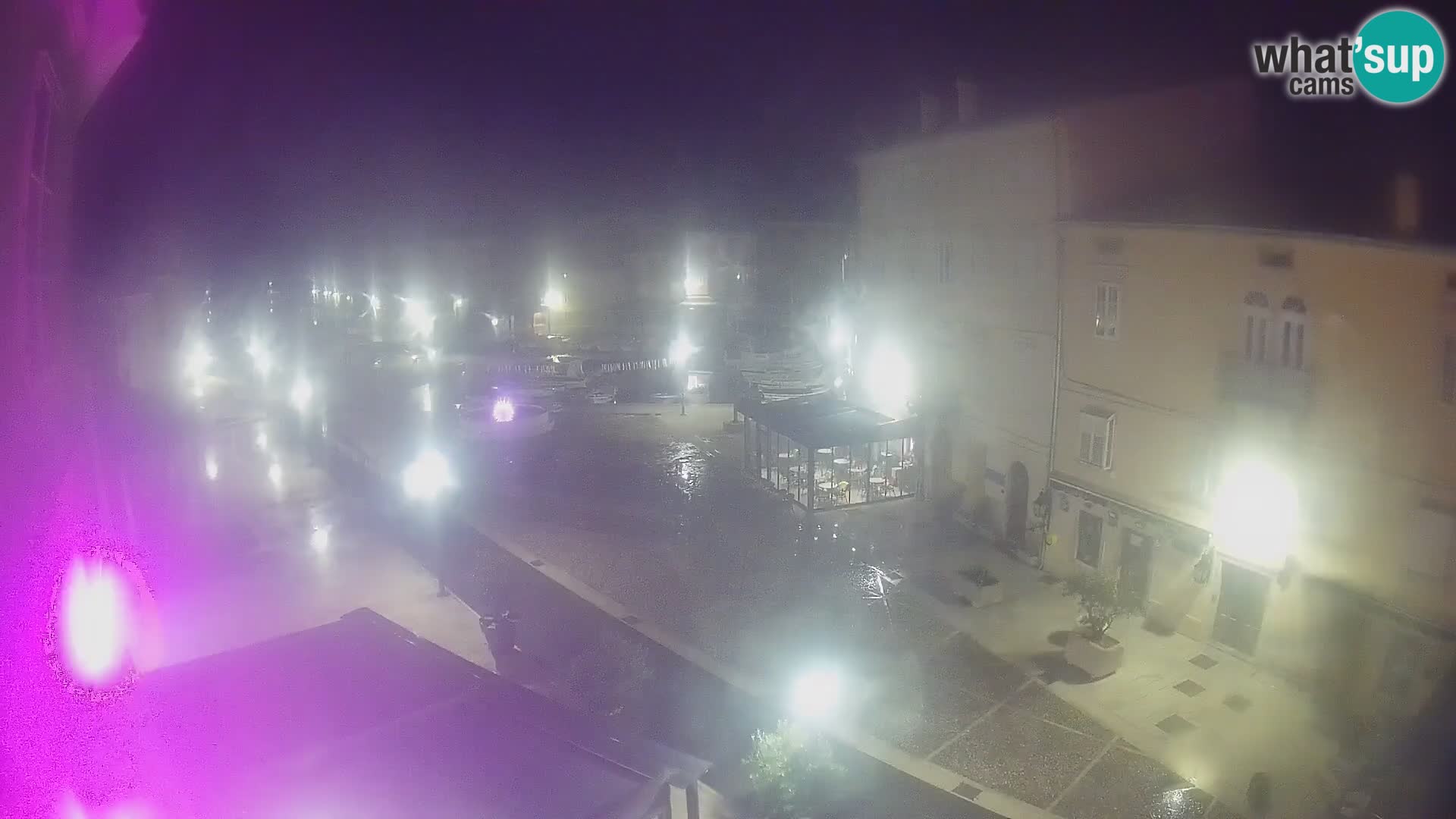 LIVE cam Cres Stadt – Hauptplatz und “mandrač” – Cres Insel – Kroatien