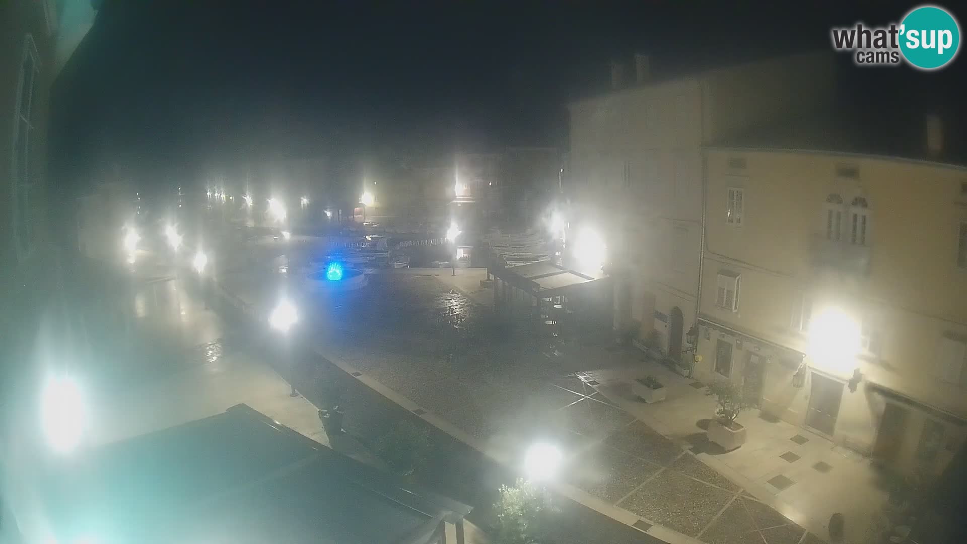 LIVE cam Cres città – piazza principale e “mandrač” – isola di Cherso – Croazia