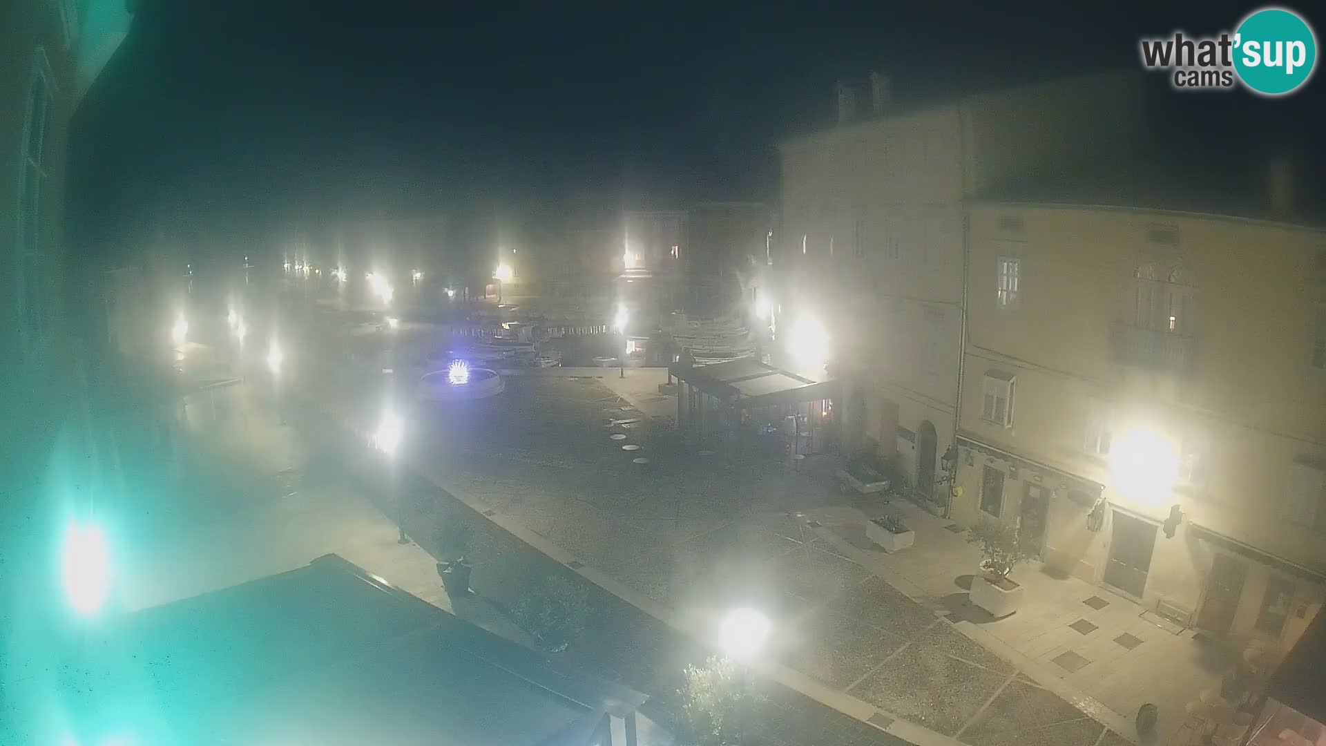 LIVE cam Cres city – main square and “mandrač” – Cres island – Croatia