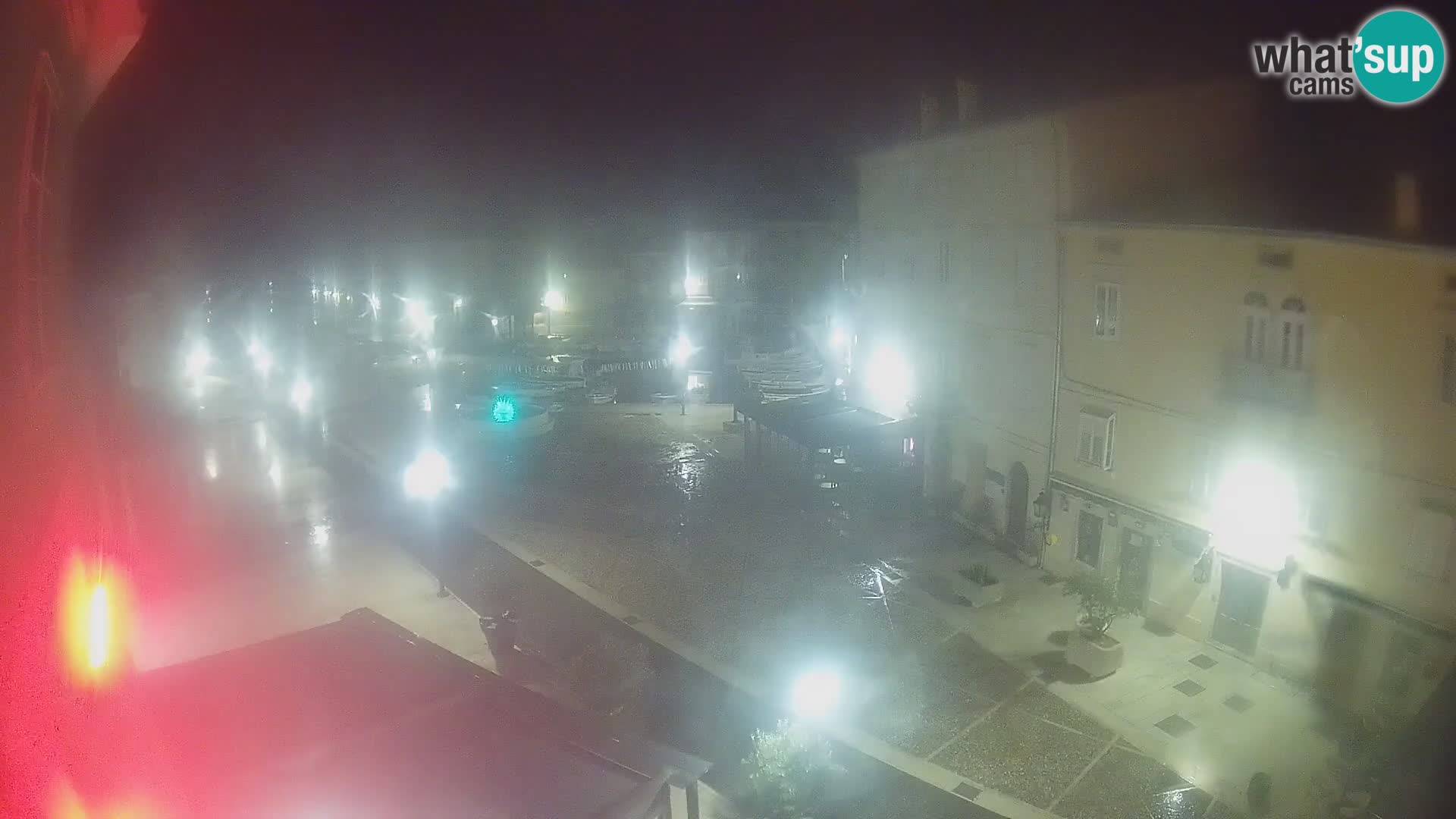 LIVE cam Cres città – piazza principale e “mandrač” – isola di Cherso – Croazia