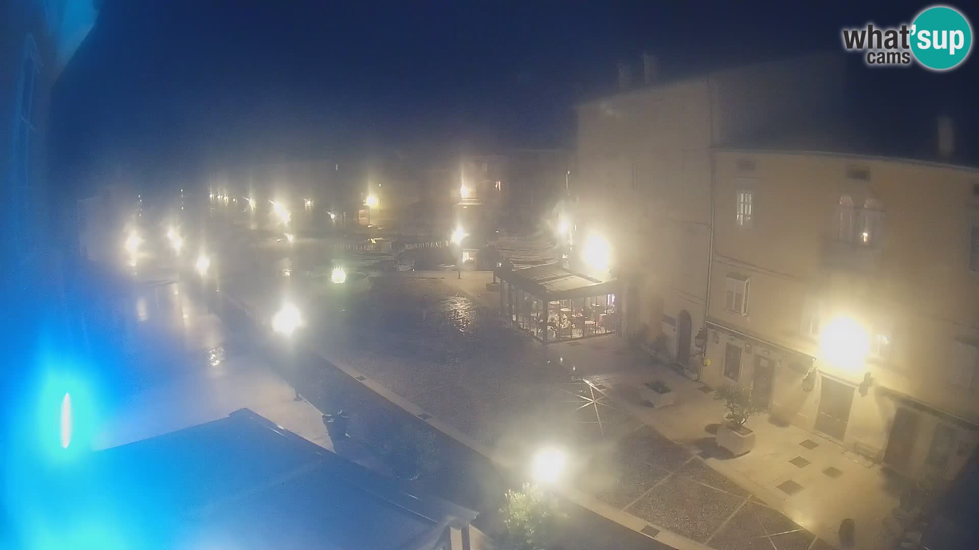 LIVE cam Cres città – piazza principale e “mandrač” – isola di Cherso – Croazia