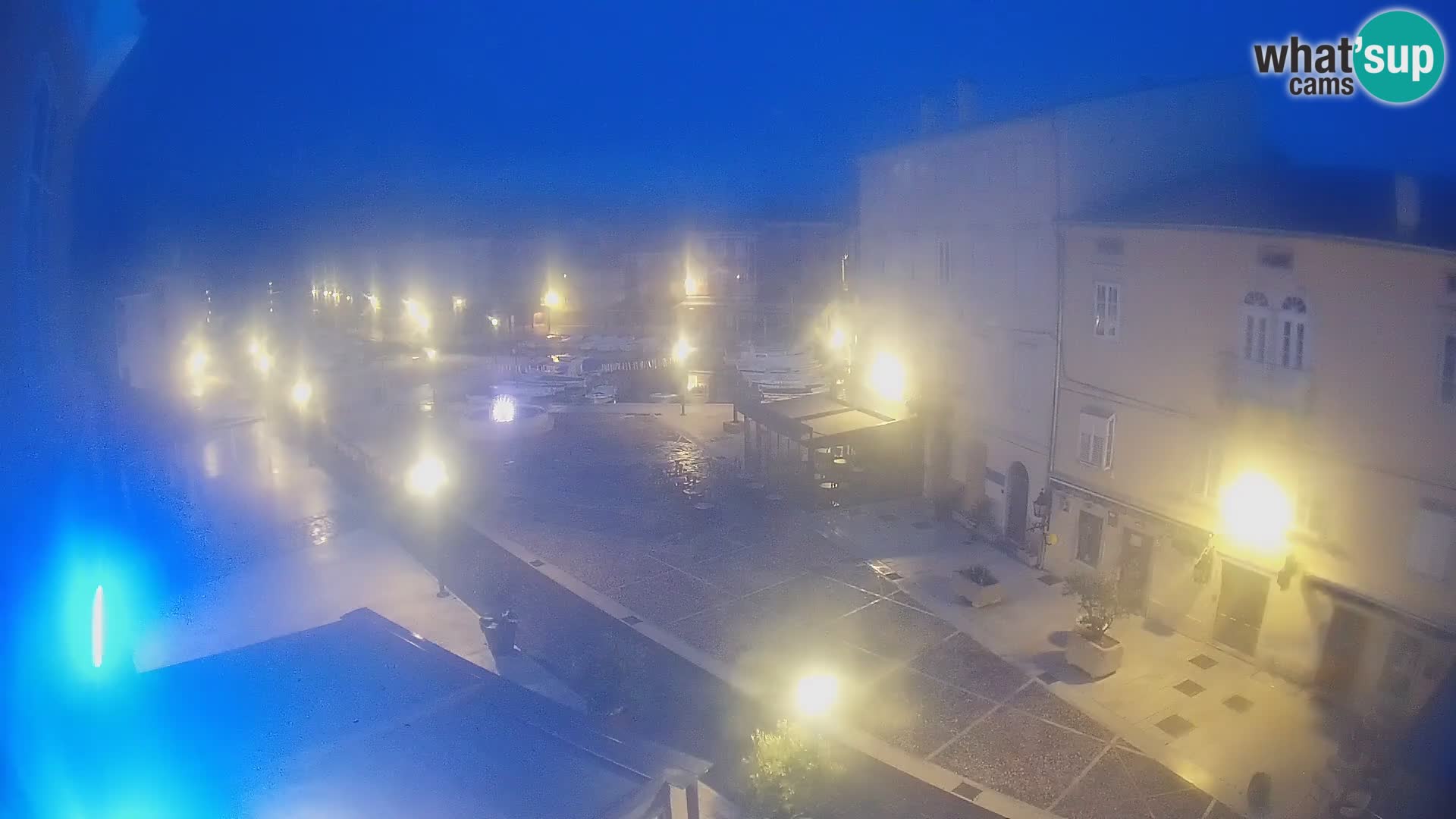 LIVE cam Cres city – main square and “mandrač” – Cres island – Croatia