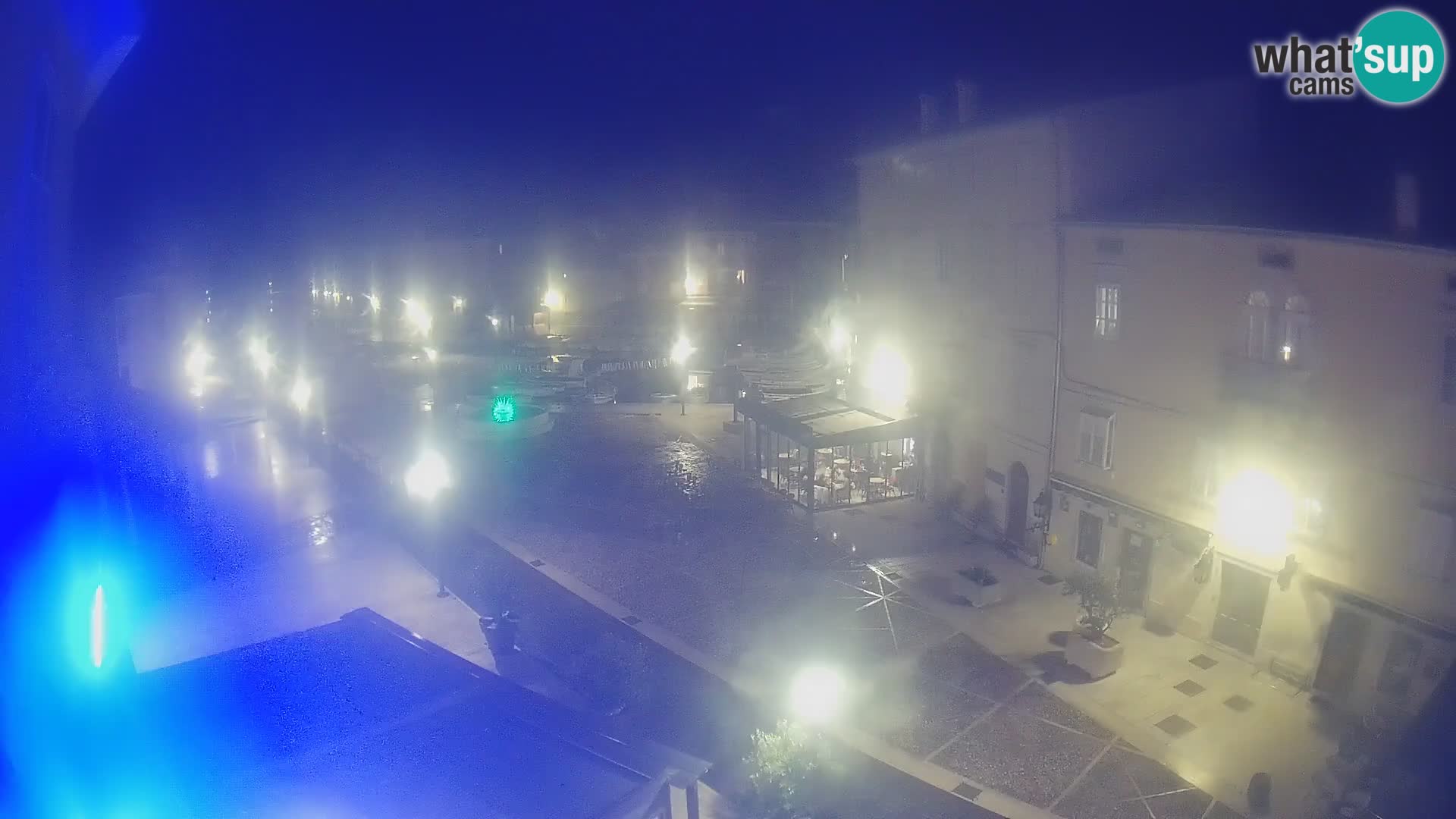 LIVE cam Cres città – piazza principale e “mandrač” – isola di Cherso – Croazia