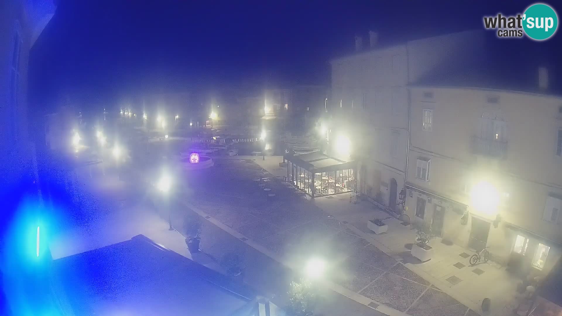 LIVE cam Cres Stadt – Hauptplatz und “mandrač” – Cres Insel – Kroatien