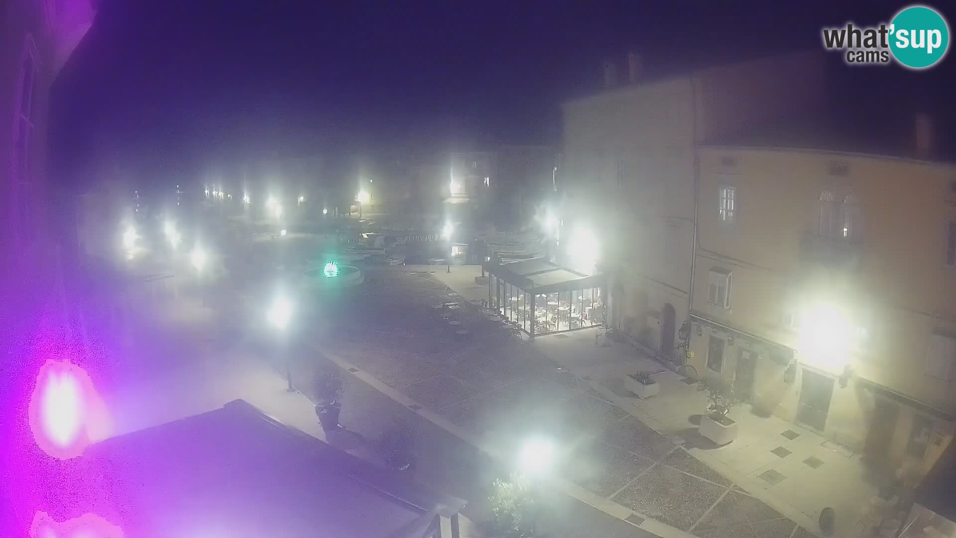 LIVE cam Cres Stadt – Hauptplatz und “mandrač” – Cres Insel – Kroatien