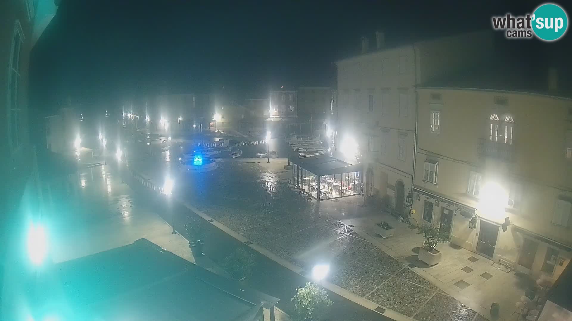 LIVE cam Cres Stadt – Hauptplatz und “mandrač” – Cres Insel – Kroatien