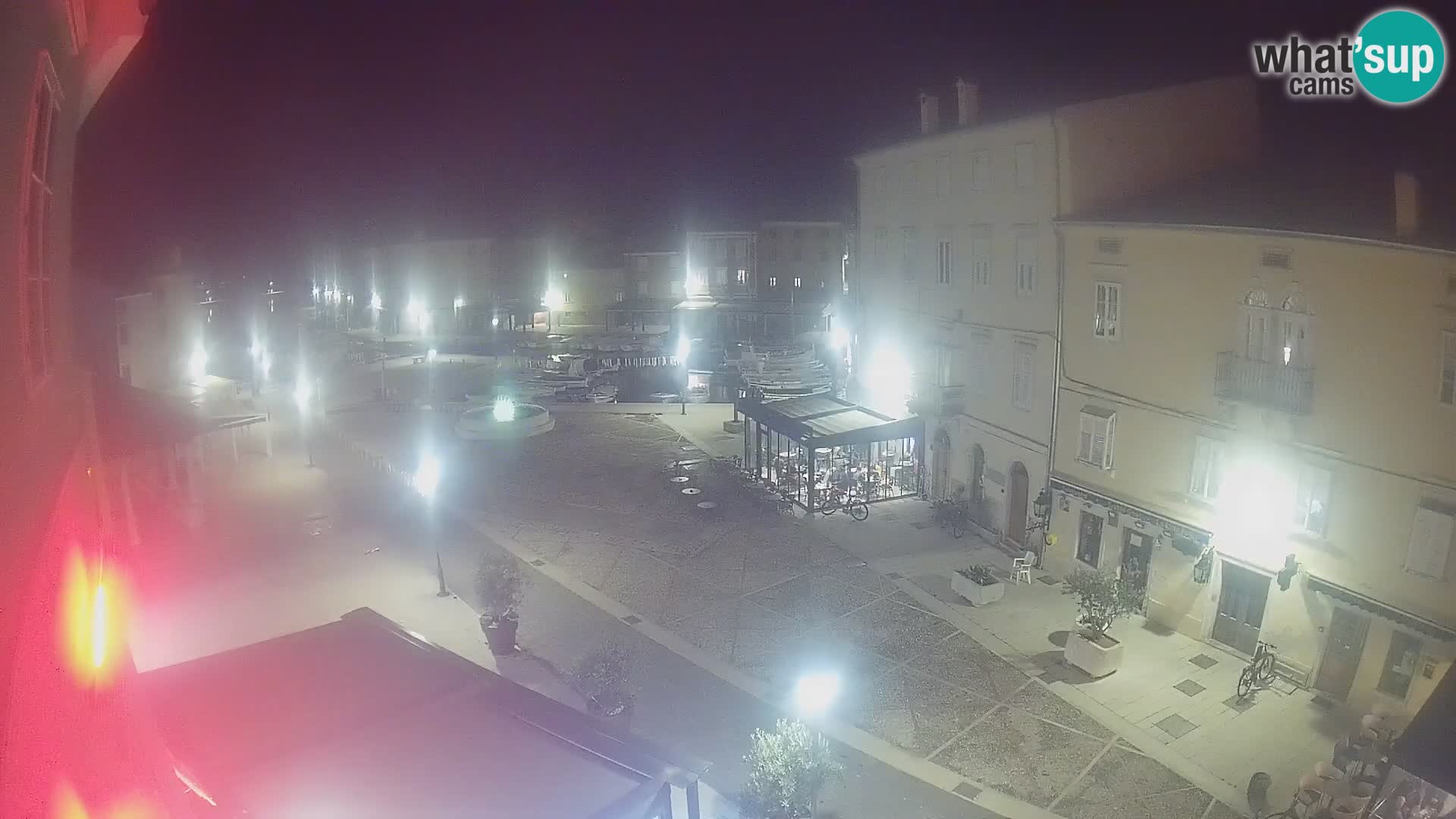 LIVE cam Cres Stadt – Hauptplatz und “mandrač” – Cres Insel – Kroatien