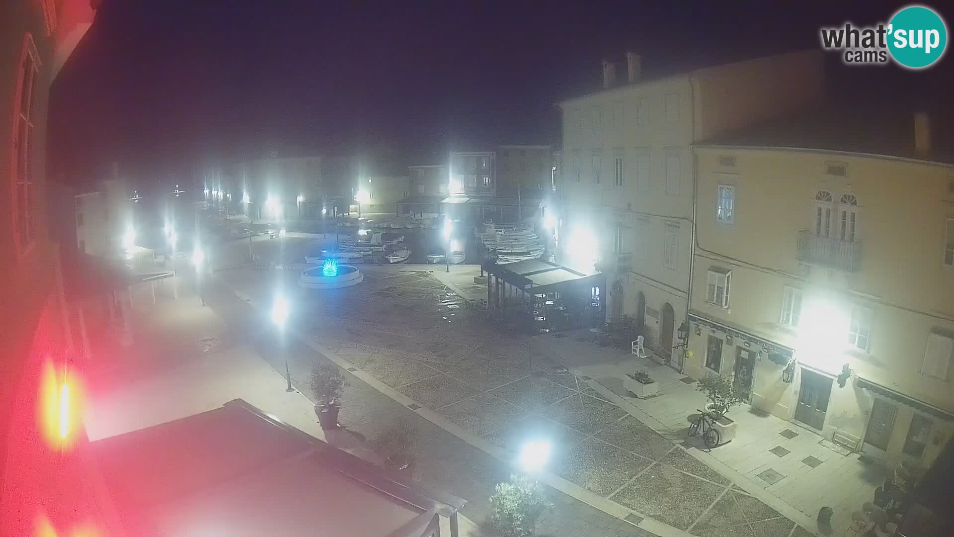 LIVE cam Cres Stadt – Hauptplatz und “mandrač” – Cres Insel – Kroatien