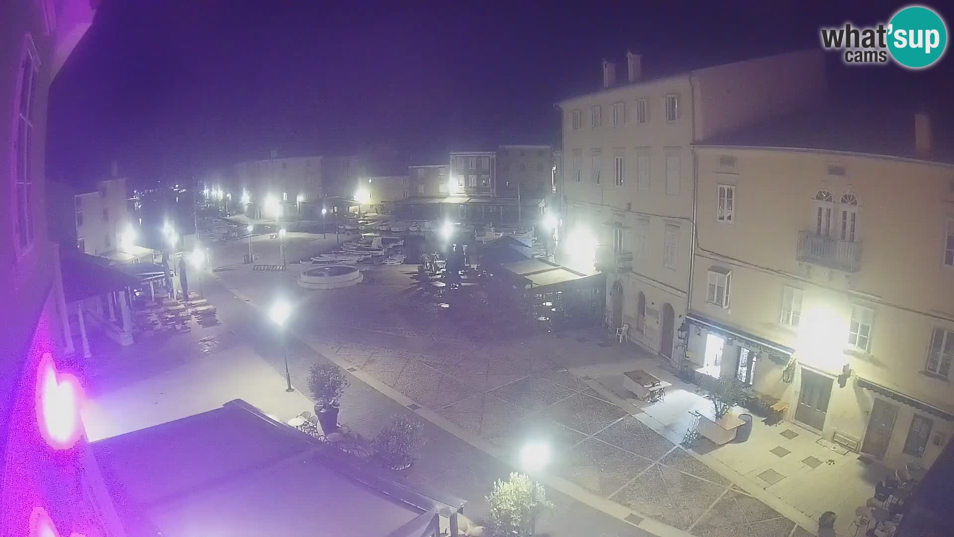 LIVE cam Cres city – main square and “mandrač” – Cres island – Croatia