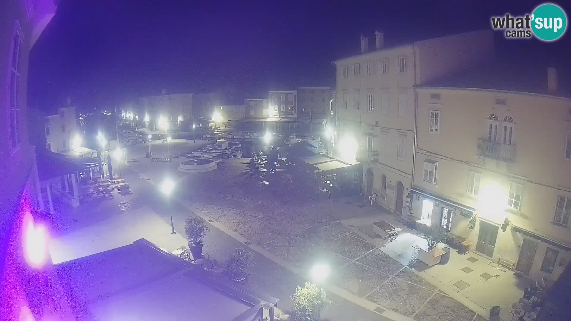 LIVE cam Cres city – main square and “mandrač” – Cres island – Croatia