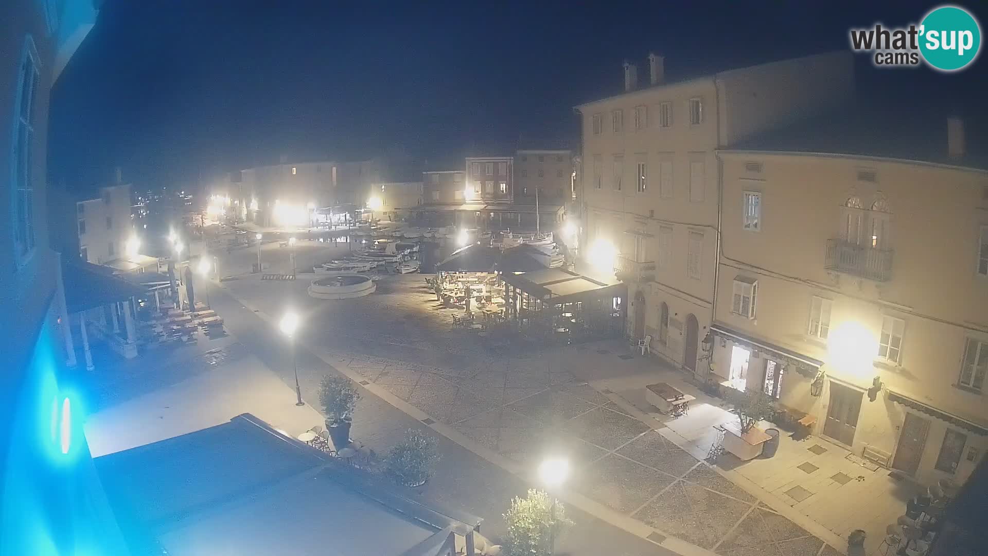LIVE cam Cres città – piazza principale e “mandrač” – isola di Cherso – Croazia