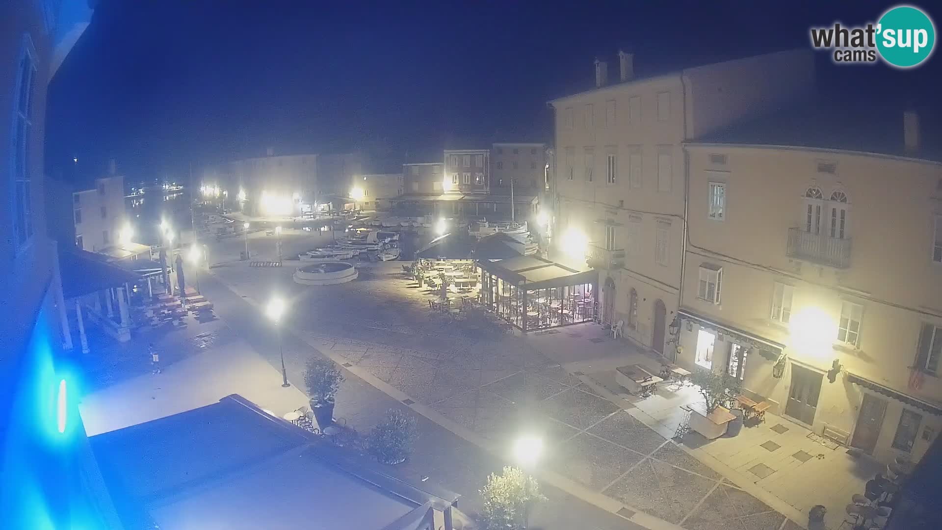 LIVE cam Cres città – piazza principale e “mandrač” – isola di Cherso – Croazia