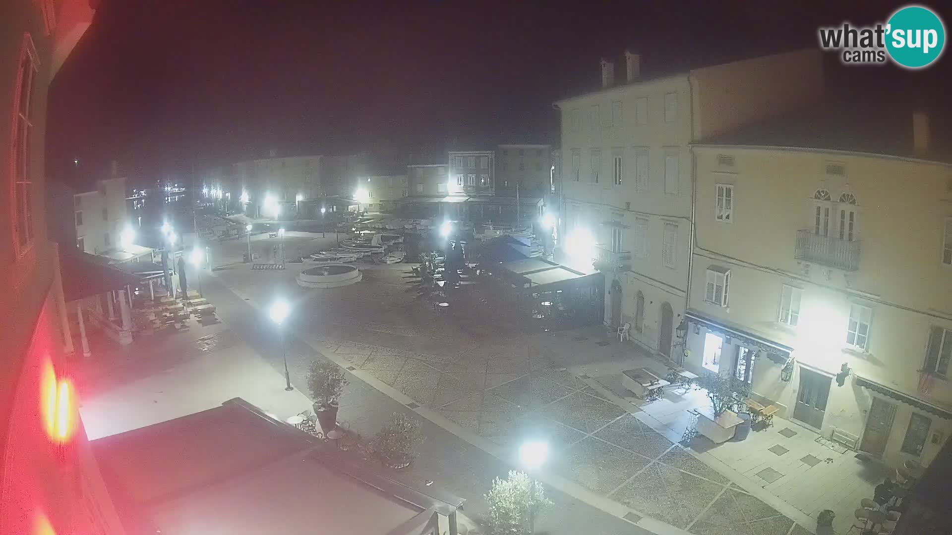 LIVE cam Cres Stadt – Hauptplatz und “mandrač” – Cres Insel – Kroatien