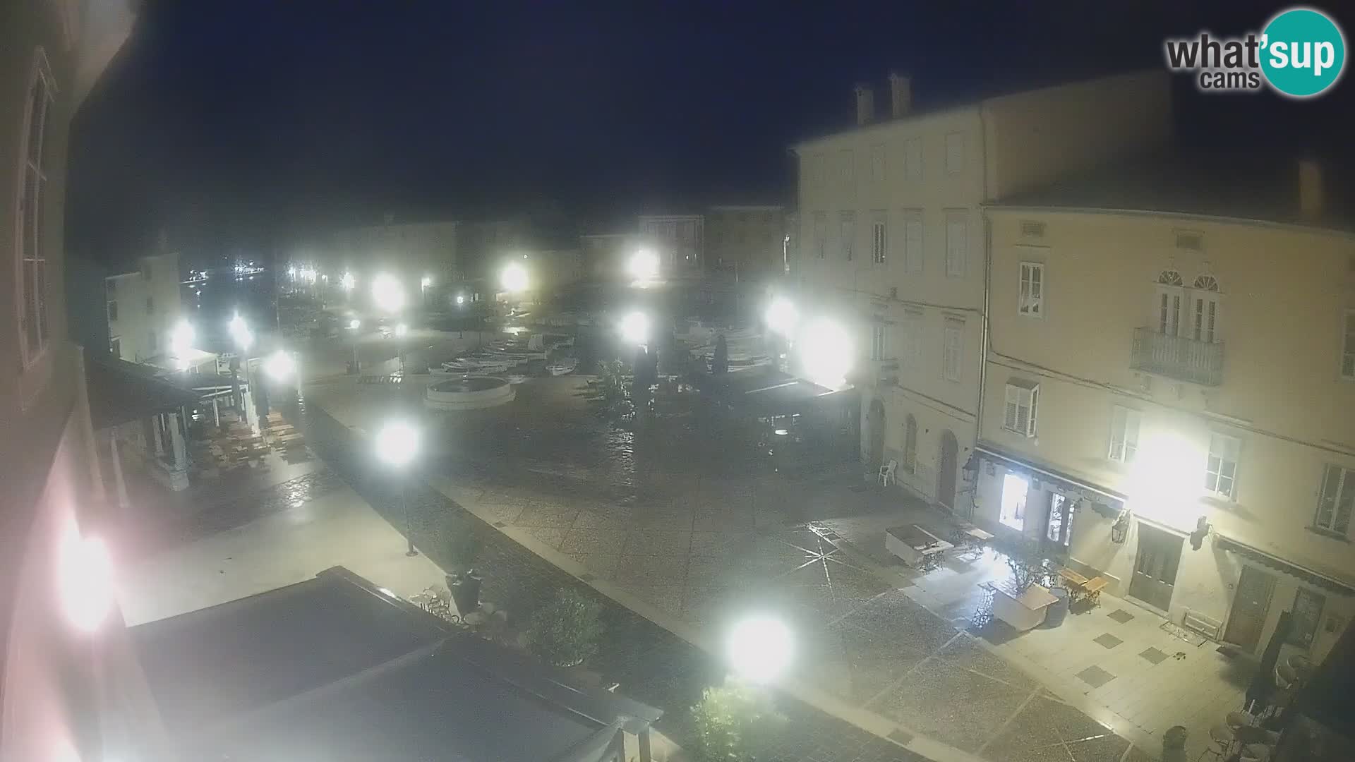 LIVE cam Cres Stadt – Hauptplatz und “mandrač” – Cres Insel – Kroatien