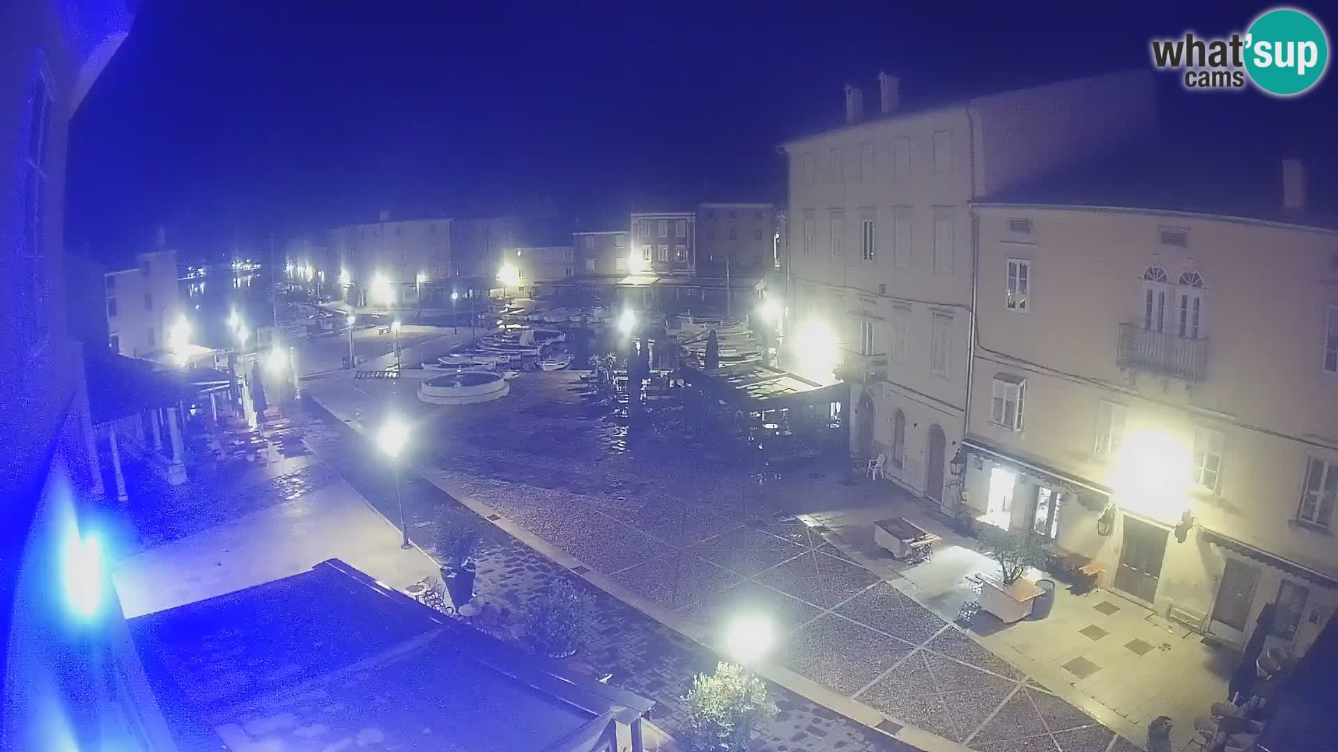 LIVE cam Cres city – main square and “mandrač” – Cres island – Croatia