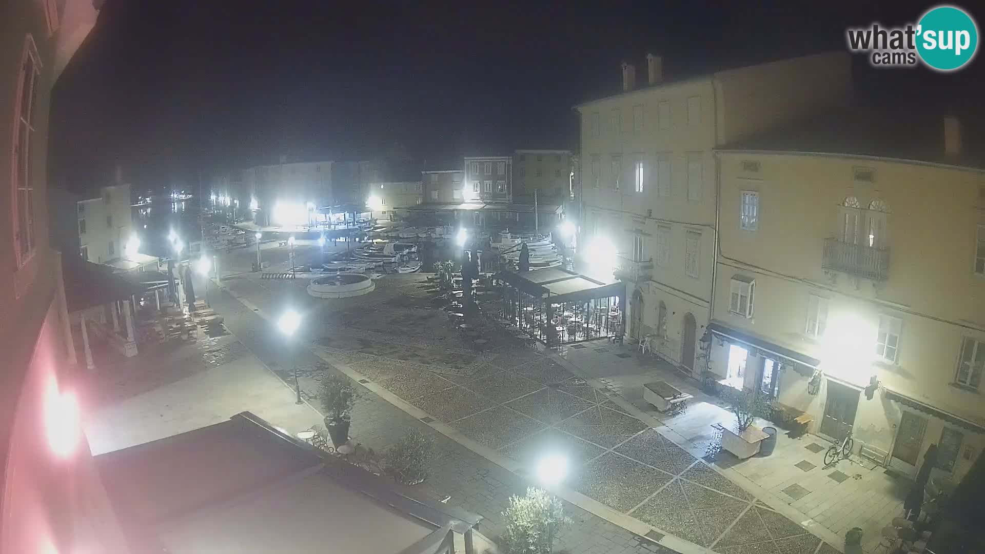 LIVE cam Cres city – main square and “mandrač” – Cres island – Croatia