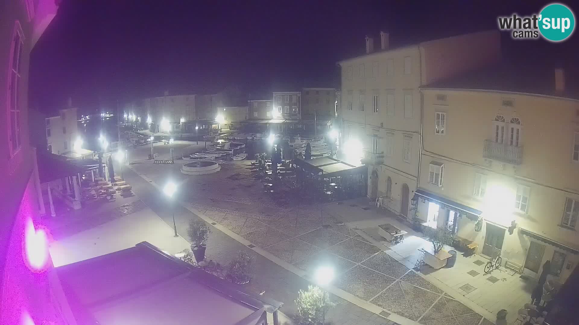 LIVE cam Cres city – main square and “mandrač” – Cres island – Croatia