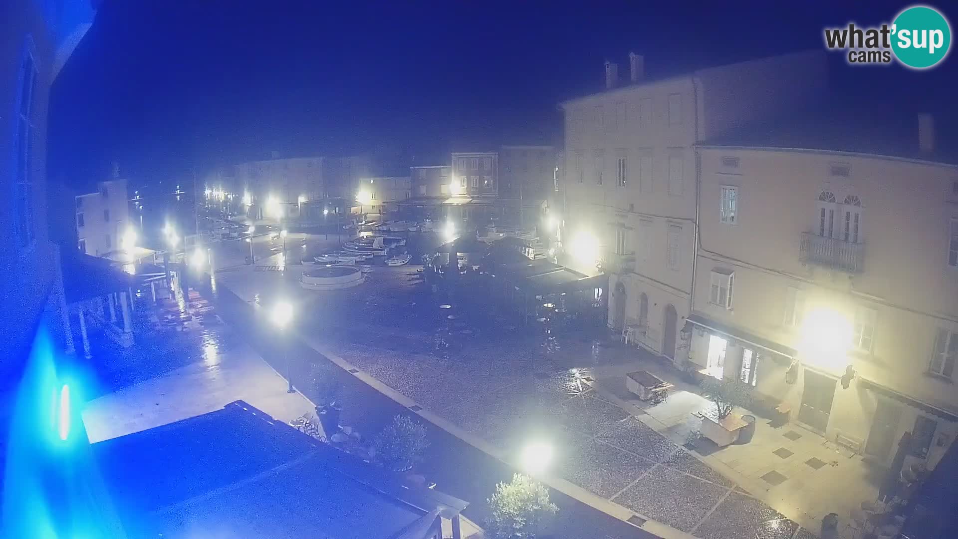 LIVE cam Cres city – main square and “mandrač” – Cres island – Croatia