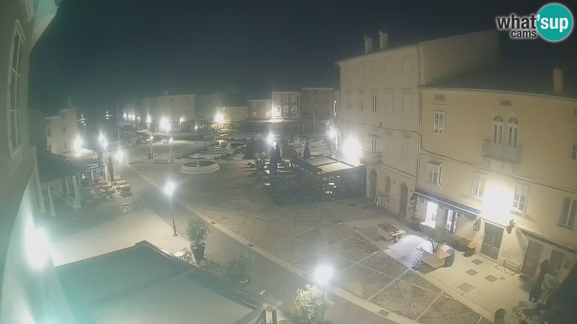 LIVE cam Cres city – main square and “mandrač” – Cres island – Croatia