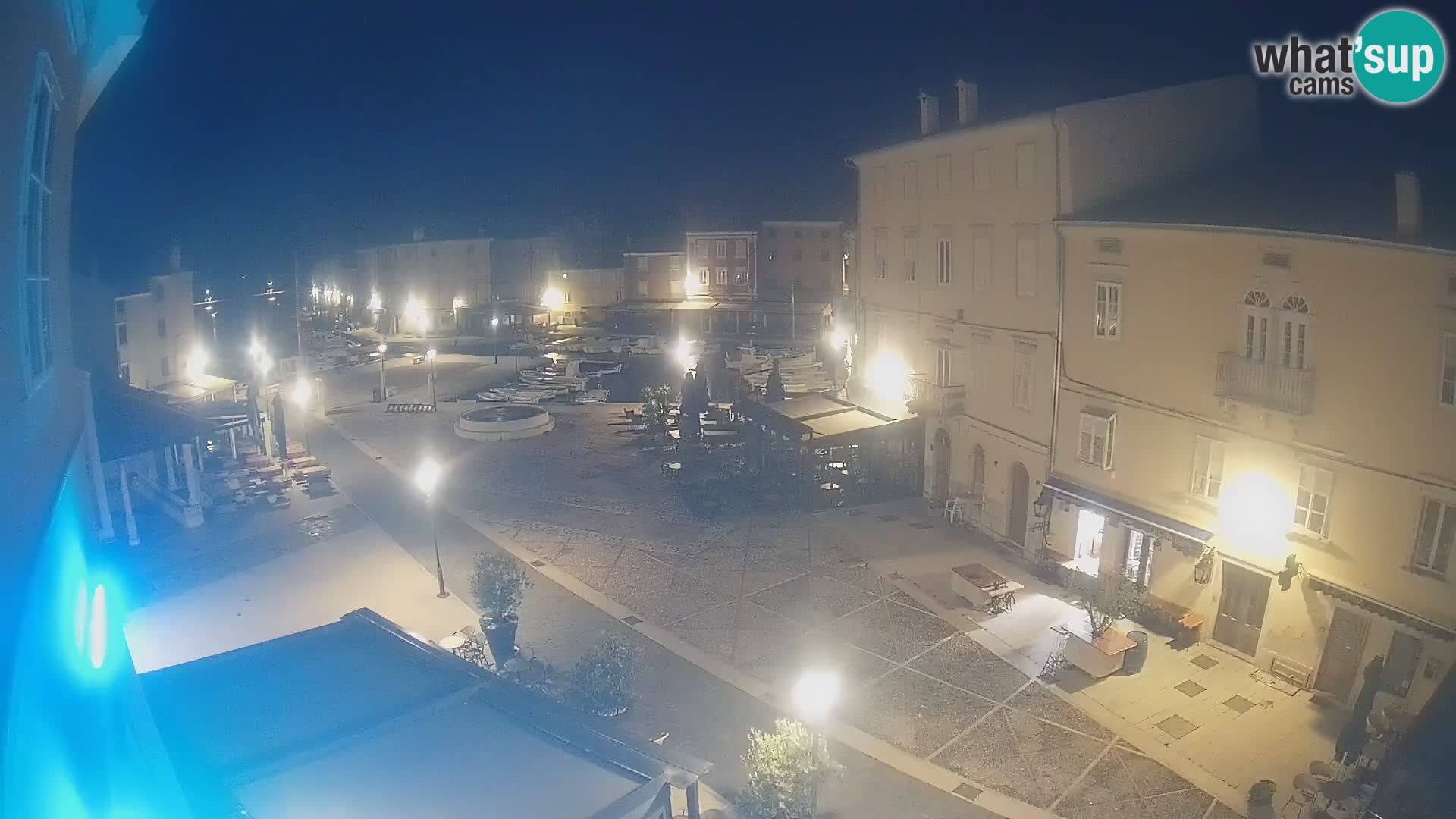 LIVE cam Cres Stadt – Hauptplatz und “mandrač” – Cres Insel – Kroatien