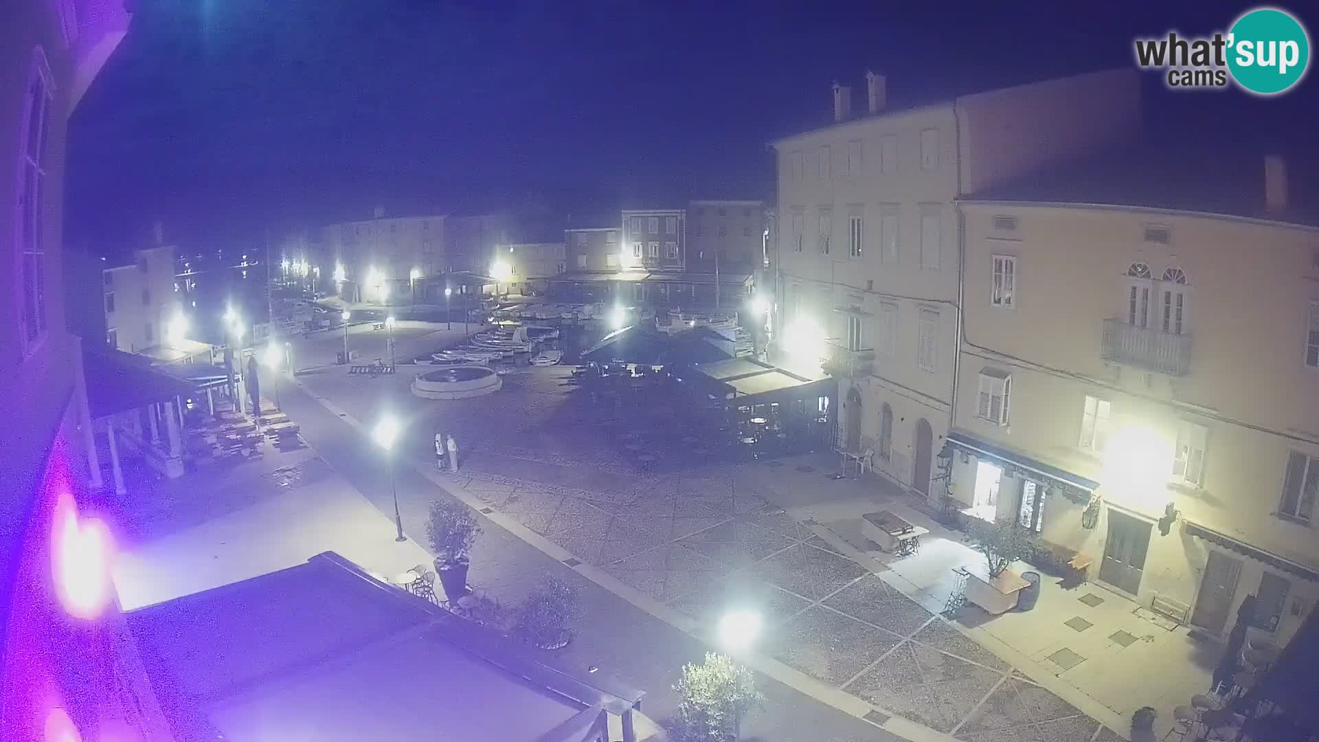 LIVE cam Cres city – main square and “mandrač” – Cres island – Croatia