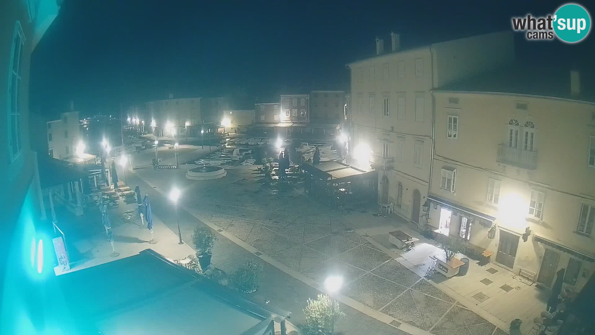 LIVE cam Cres city – main square and “mandrač” – Cres island – Croatia
