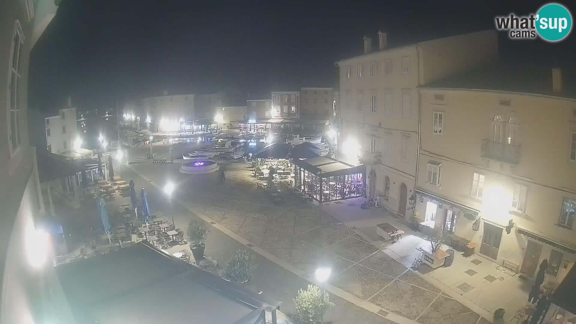 LIVE cam Cres city – main square and “mandrač” – Cres island – Croatia