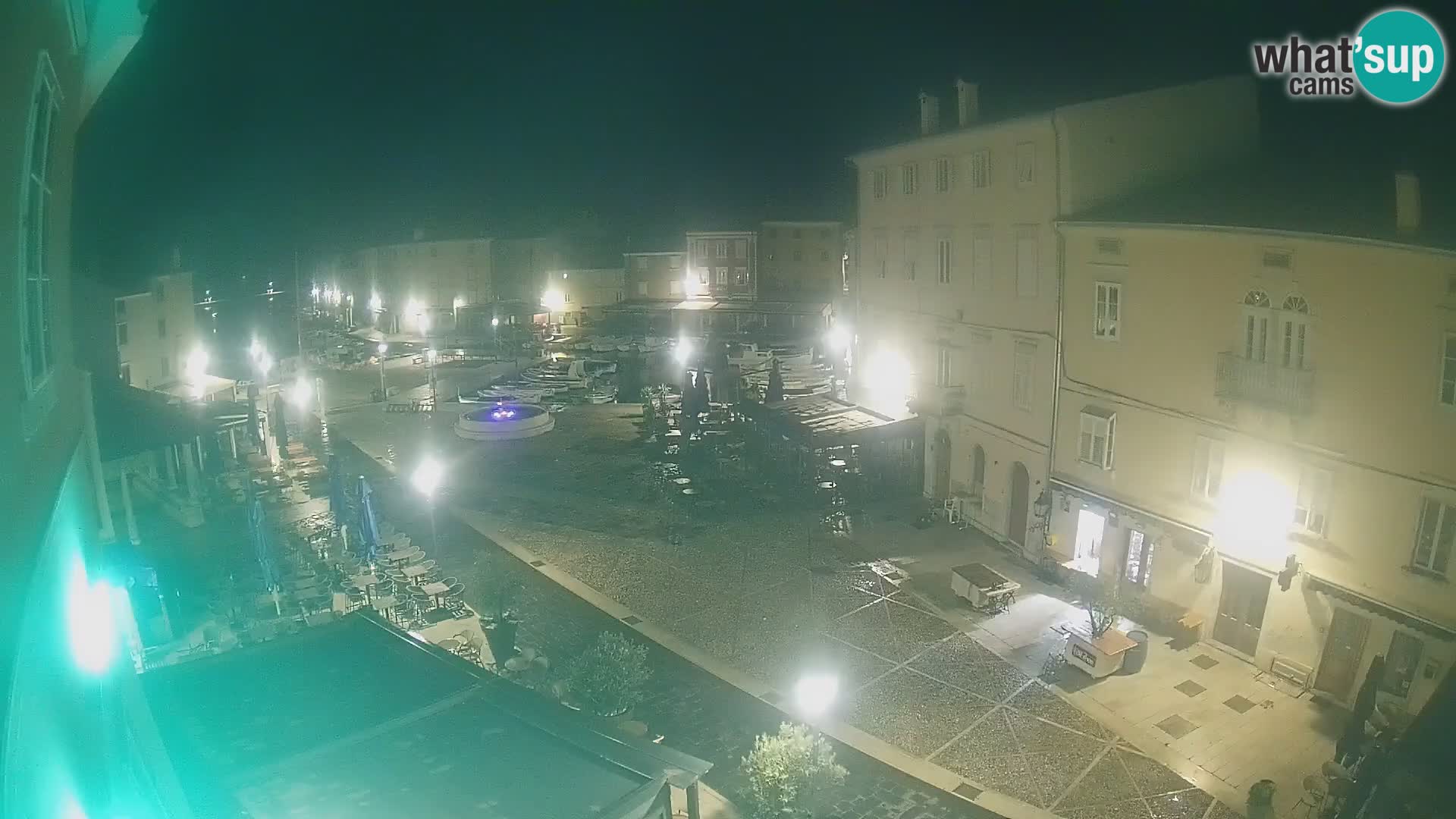 LIVE cam Cres città – piazza principale e “mandrač” – isola di Cherso – Croazia