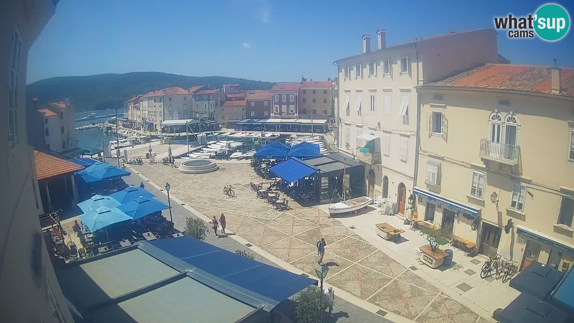 LIVE cam Cres city – main square and “mandrač” – Cres island – Croatia