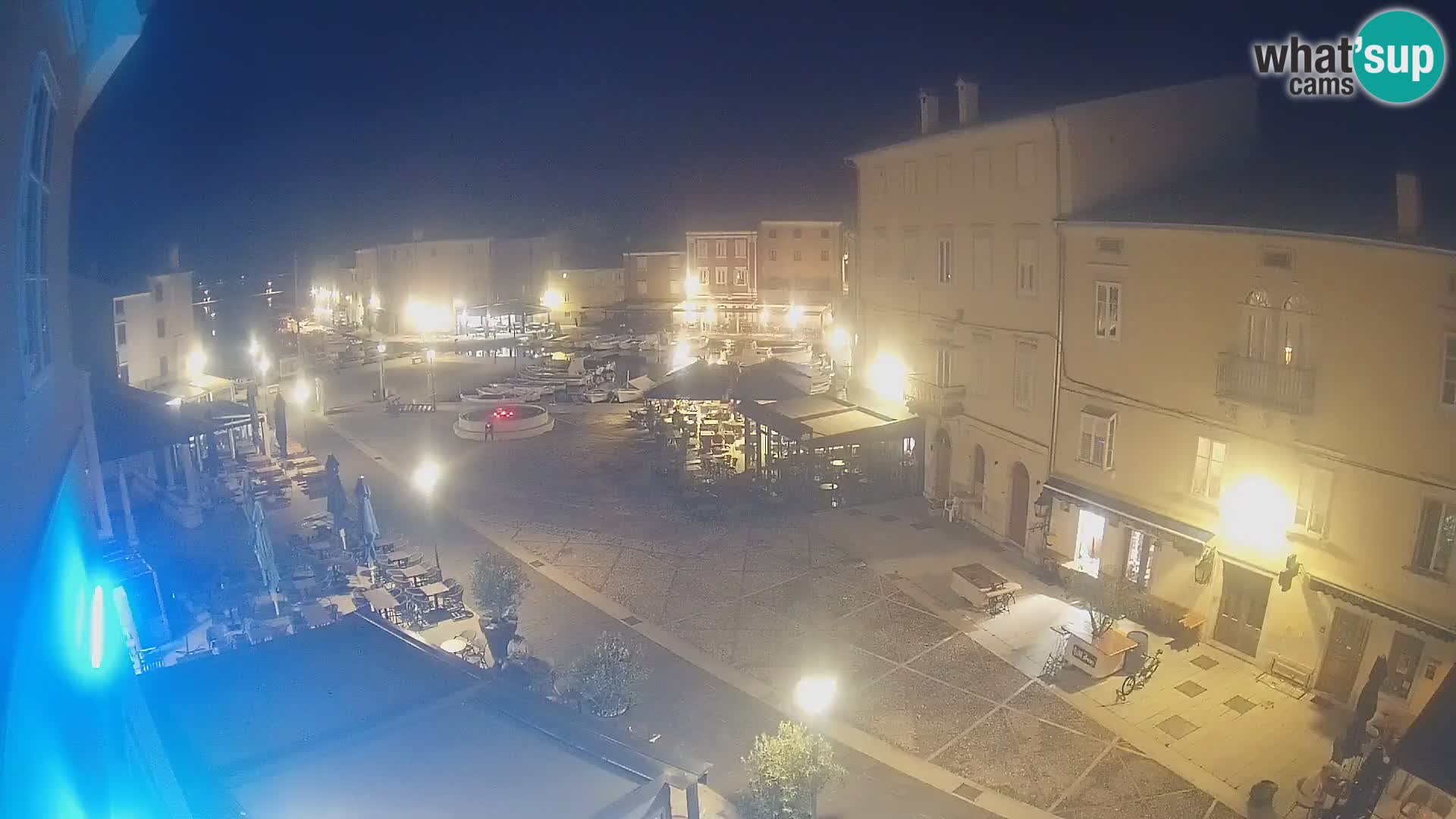 LIVE cam Cres city – main square and “mandrač” – Cres island – Croatia