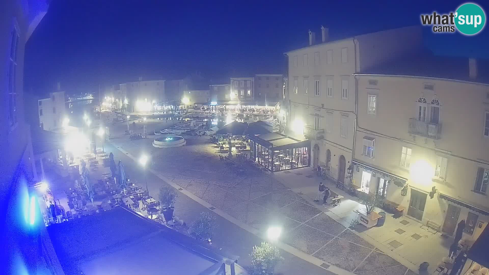 LIVE cam Cres Stadt – Hauptplatz und “mandrač” – Cres Insel – Kroatien
