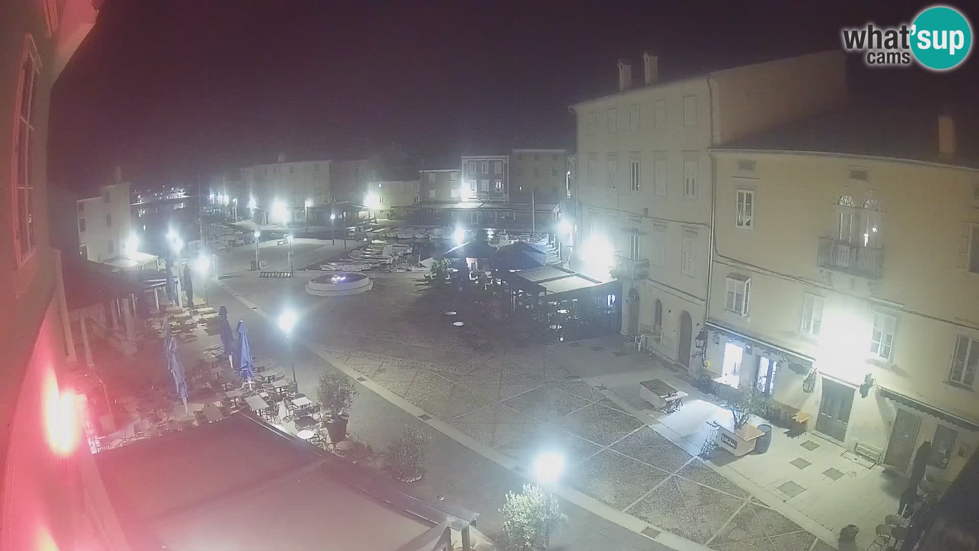 LIVE cam Cres Stadt – Hauptplatz und “mandrač” – Cres Insel – Kroatien