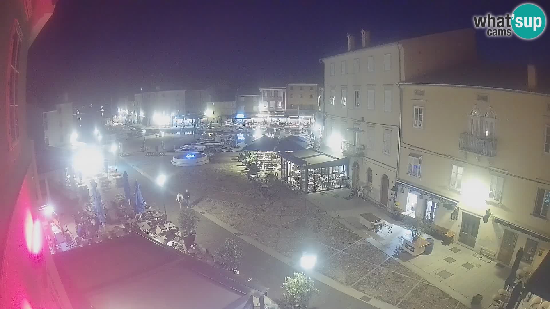 LIVE cam Cres Stadt – Hauptplatz und “mandrač” – Cres Insel – Kroatien