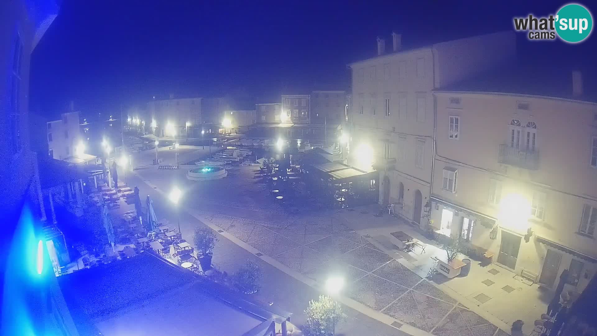 LIVE cam Cres città – piazza principale e “mandrač” – isola di Cherso – Croazia