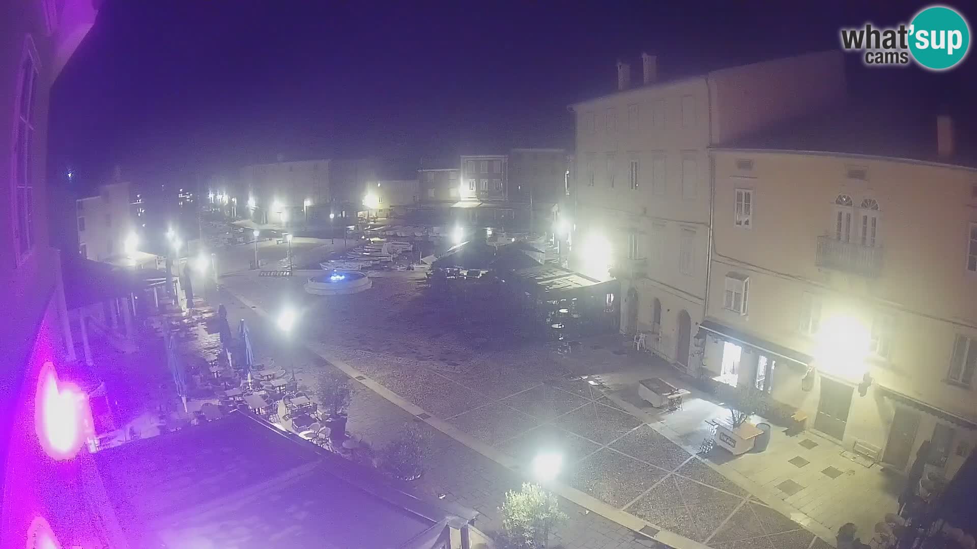 LIVE cam Cres città – piazza principale e “mandrač” – isola di Cherso – Croazia