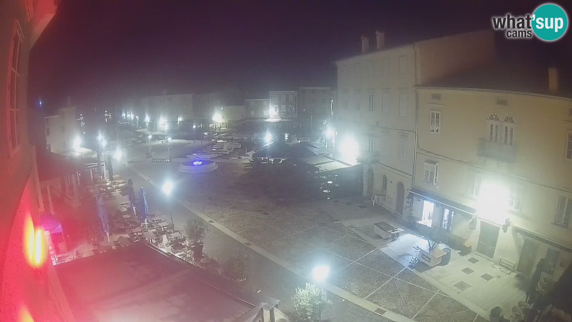 LIVE cam Cres città – piazza principale e “mandrač” – isola di Cherso – Croazia