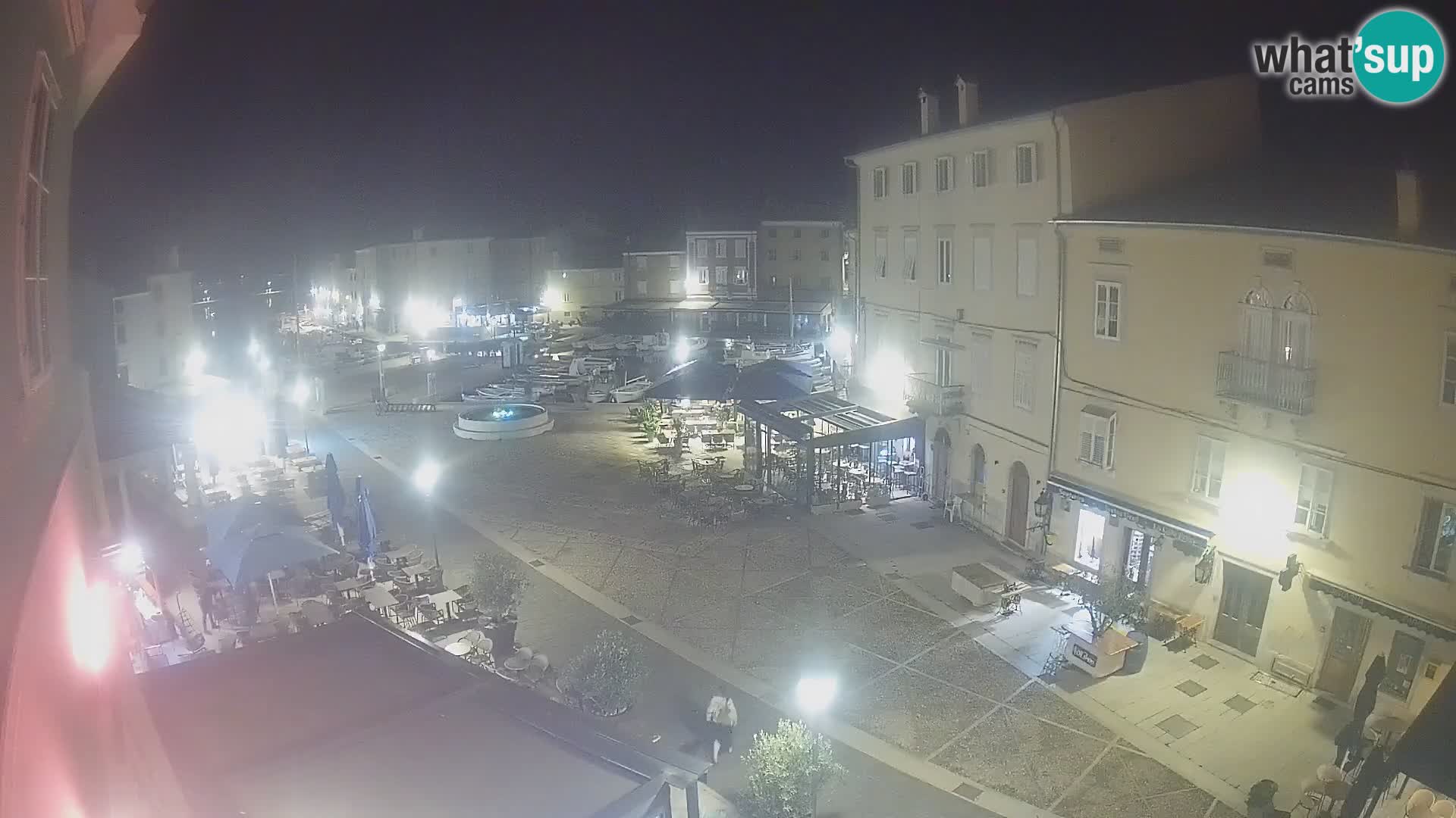 LIVE cam Cres Stadt – Hauptplatz und “mandrač” – Cres Insel – Kroatien