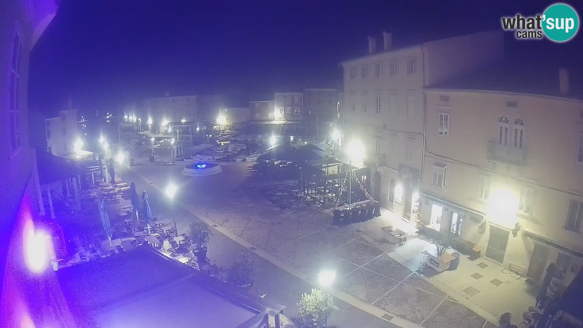 LIVE cam Cres Stadt – Hauptplatz und “mandrač” – Cres Insel – Kroatien