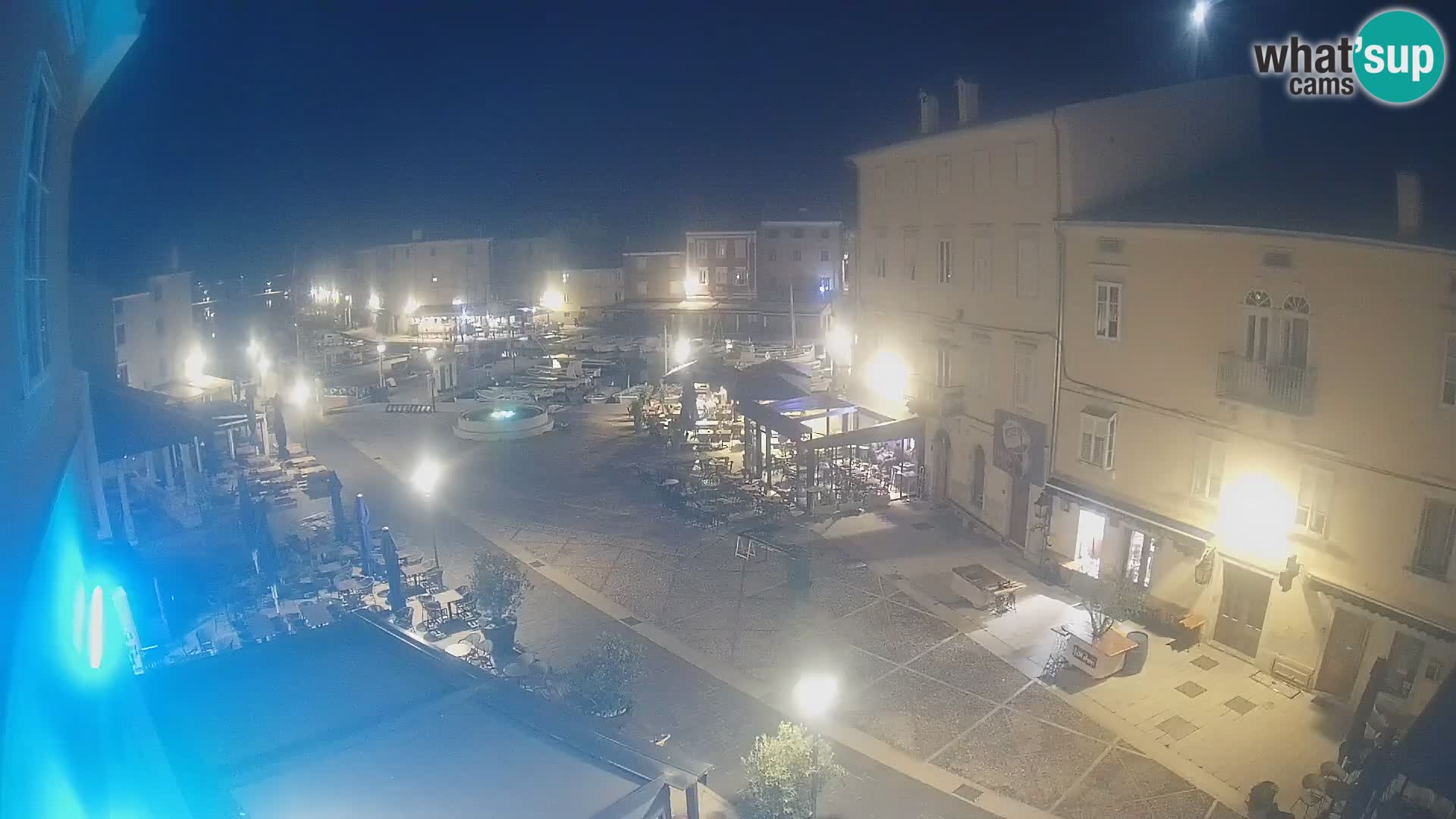 LIVE cam Cres città – piazza principale e “mandrač” – isola di Cherso – Croazia
