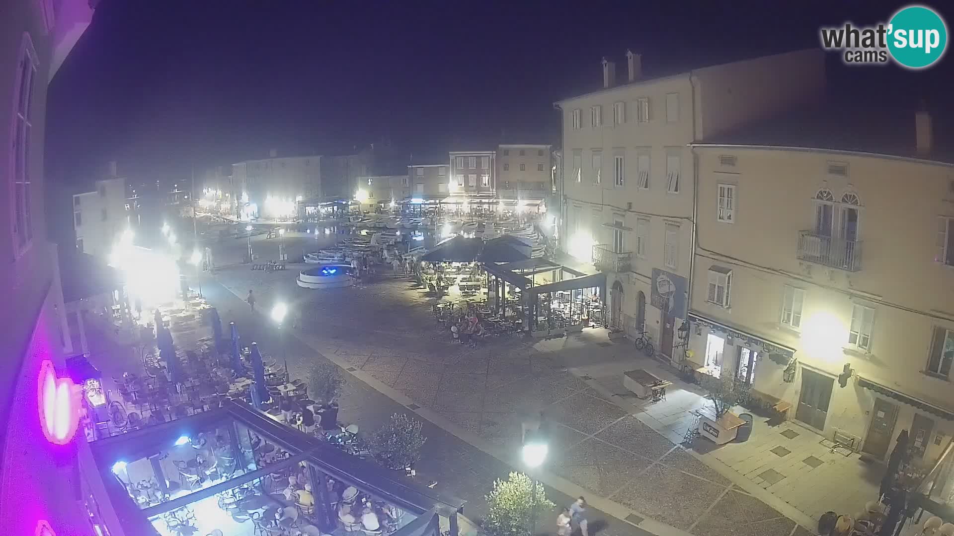 LIVE cam Cres city – main square and “mandrač” – Cres island – Croatia