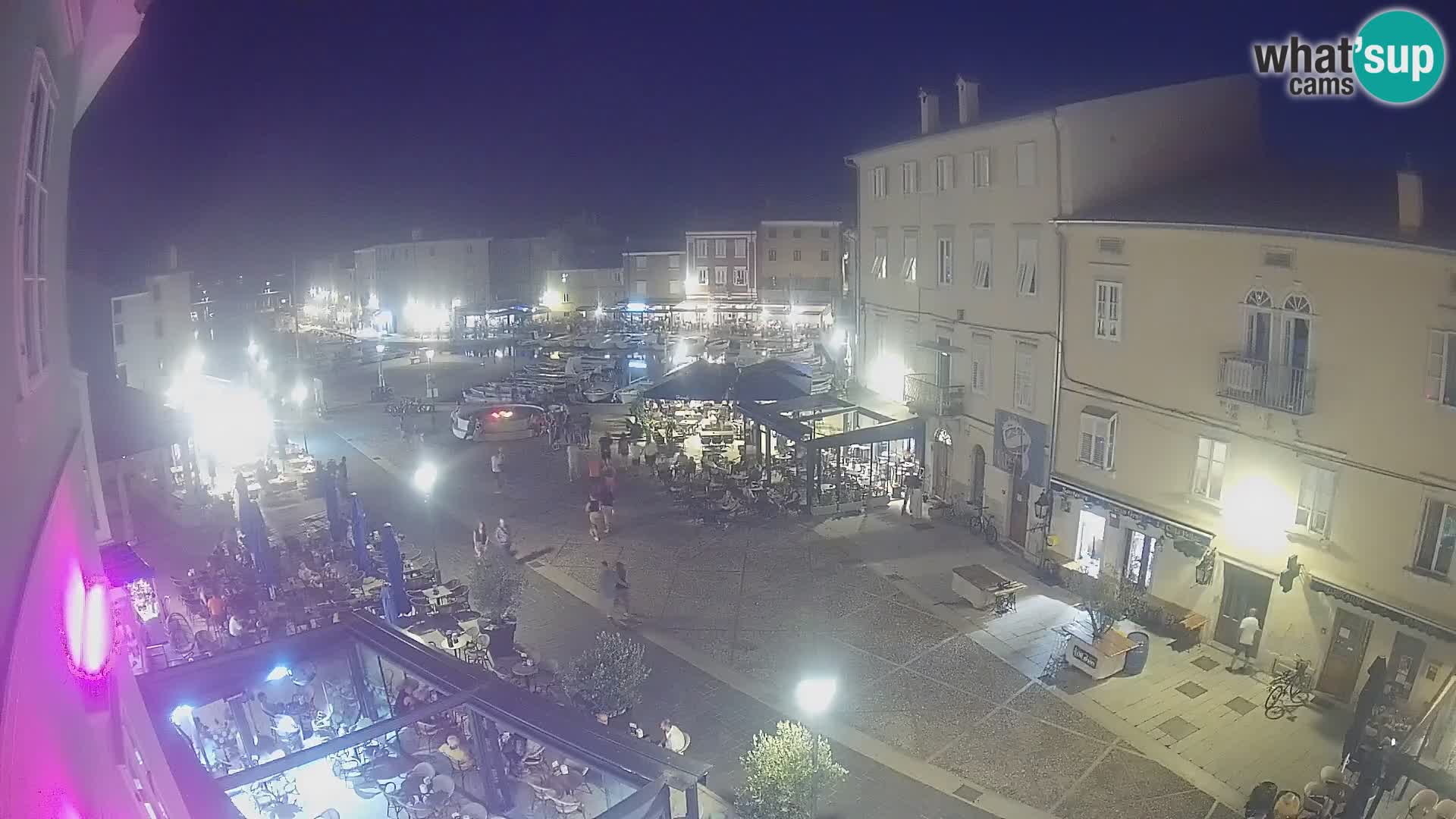 LIVE cam Cres city – main square and “mandrač” – Cres island – Croatia