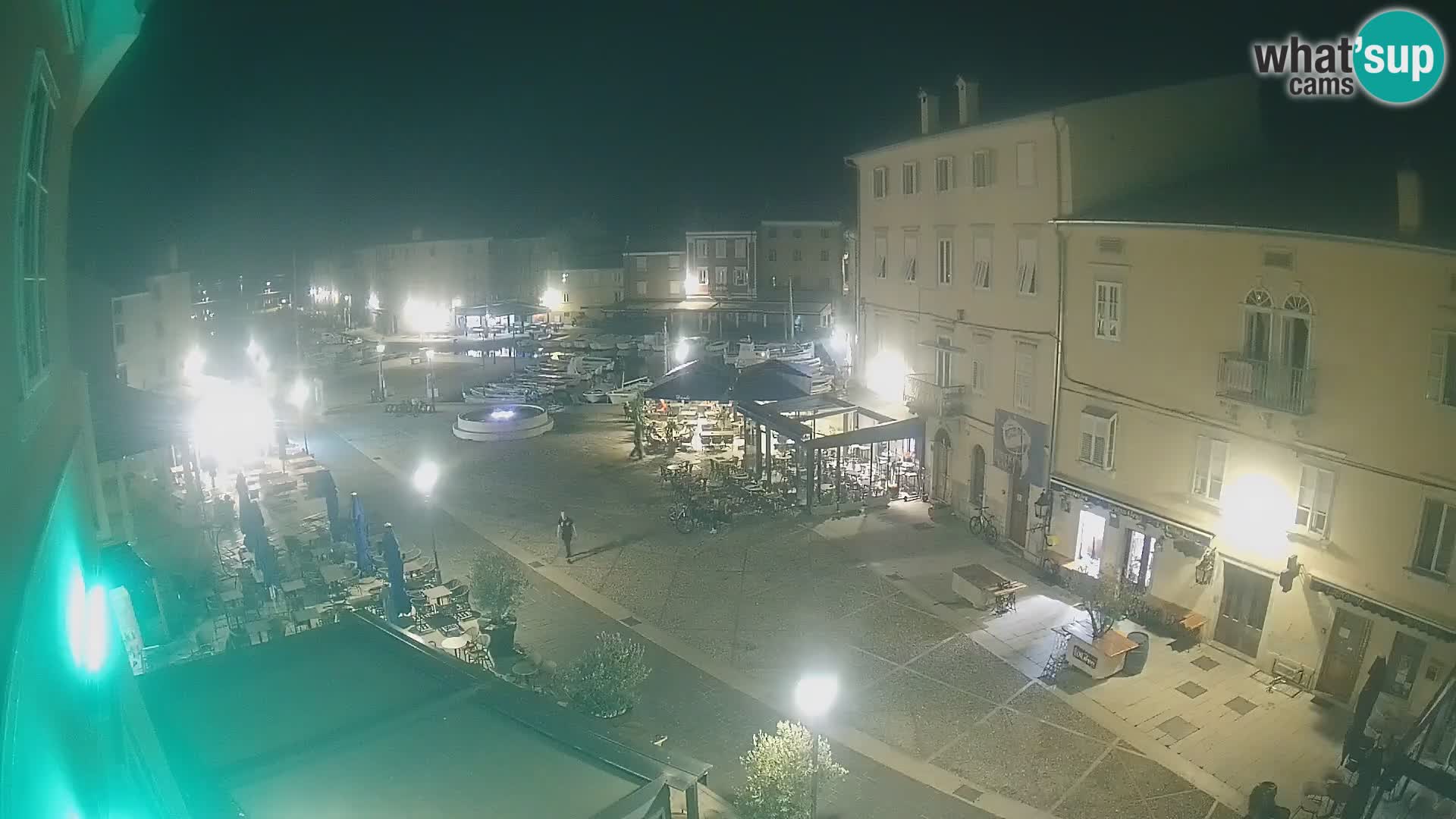 LIVE cam Cres city – main square and “mandrač” – Cres island – Croatia