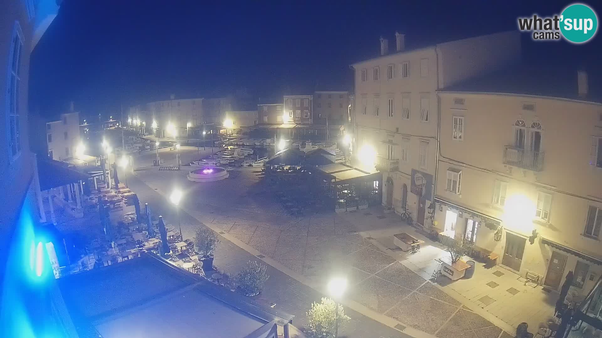 LIVE cam Cres Stadt – Hauptplatz und “mandrač” – Cres Insel – Kroatien