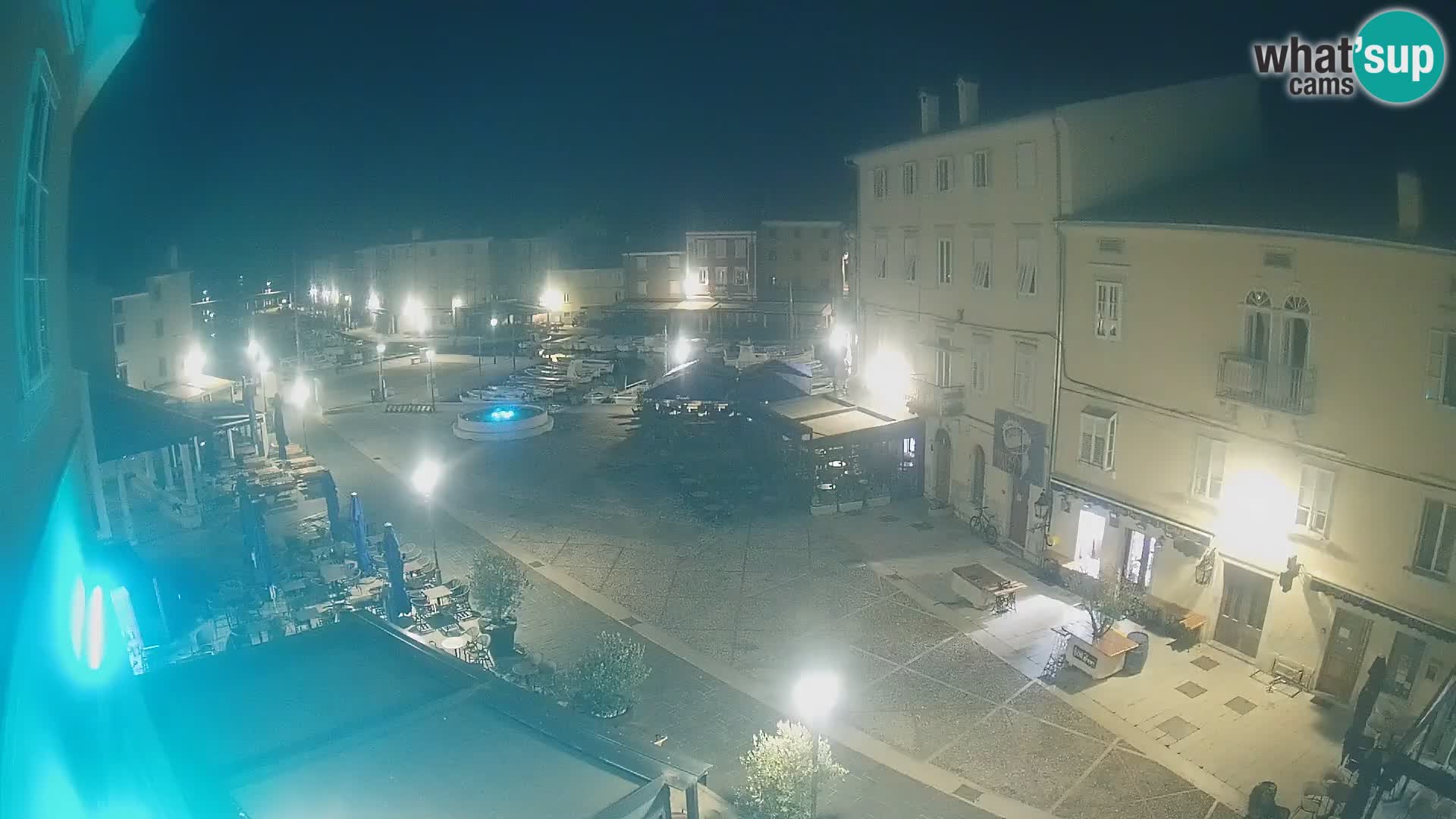 LIVE cam Cres city – main square and “mandrač” – Cres island – Croatia