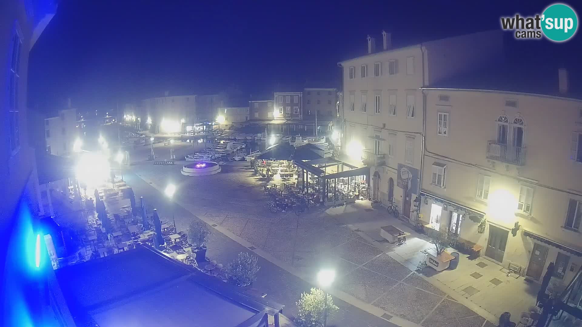 LIVE cam Cres Stadt – Hauptplatz und “mandrač” – Cres Insel – Kroatien