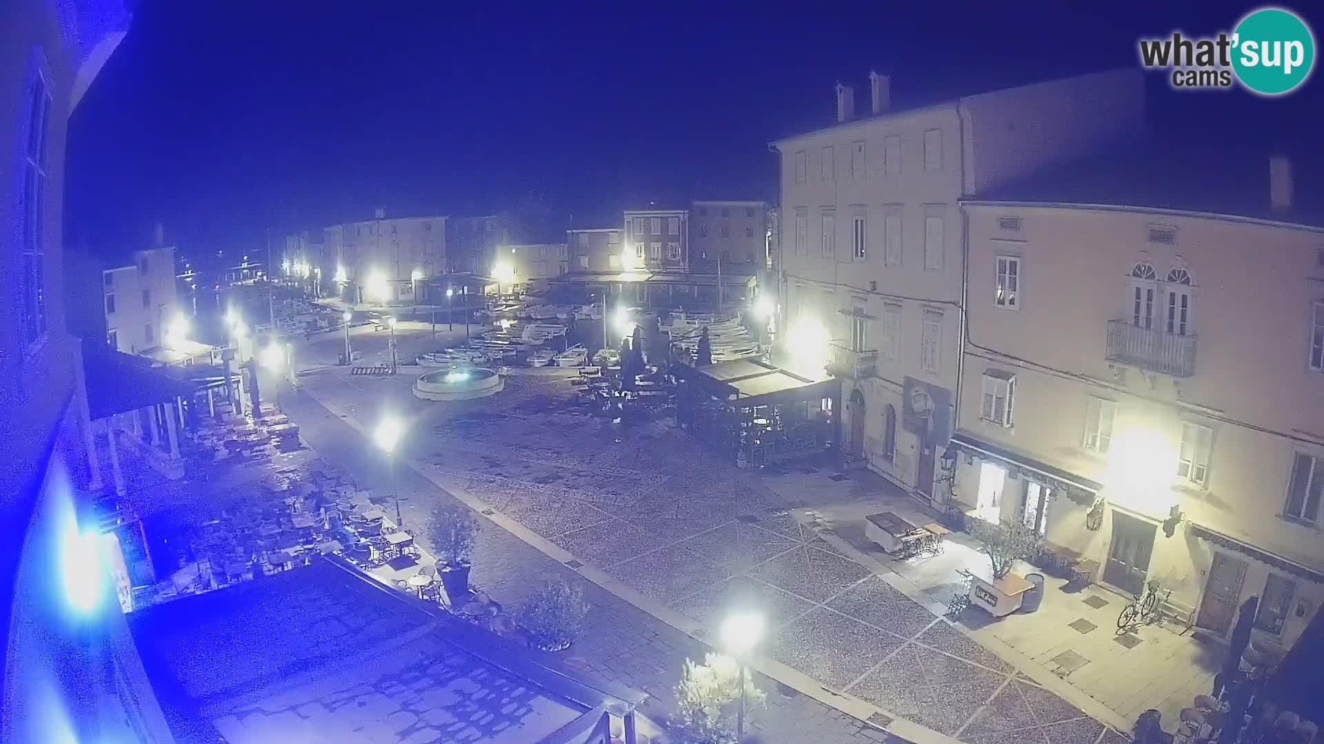 LIVE cam Cres Stadt – Hauptplatz und “mandrač” – Cres Insel – Kroatien